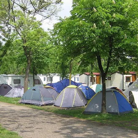 Camping Village Citta Di Milaan