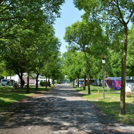 Camping Village Citta Di Milaan